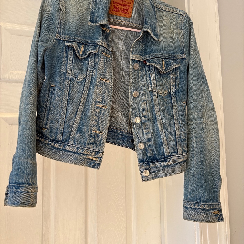 VIntage Levis jeans jacket